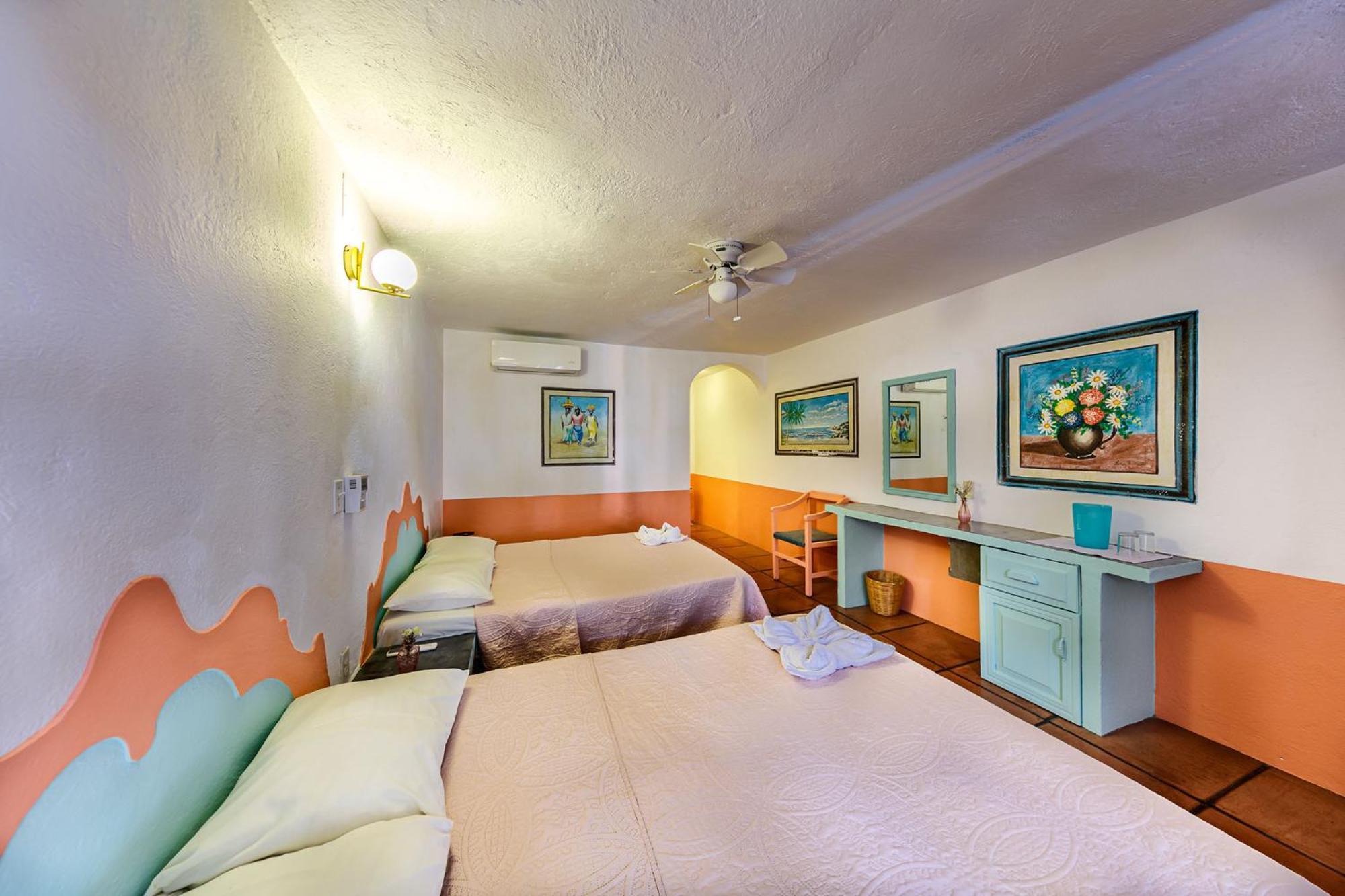 Hotel Flor De Maria 4*